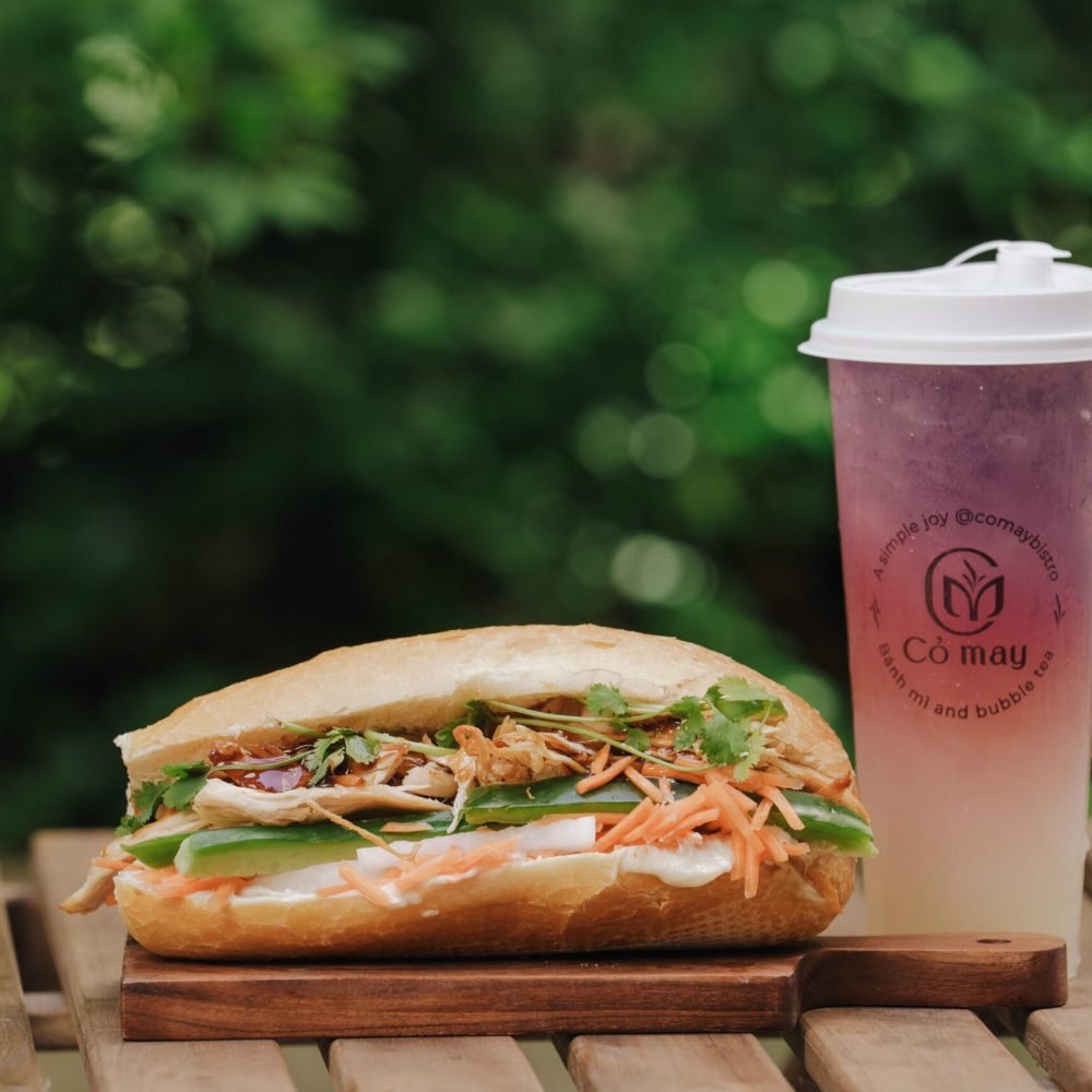 Banh mi and Tea Combo